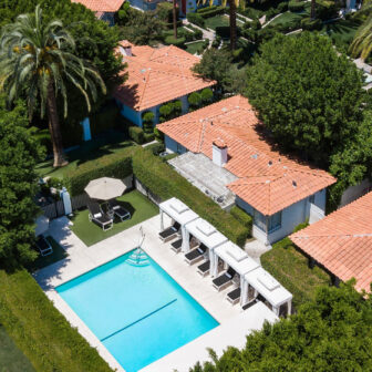 Avalon Palm Springs pool
